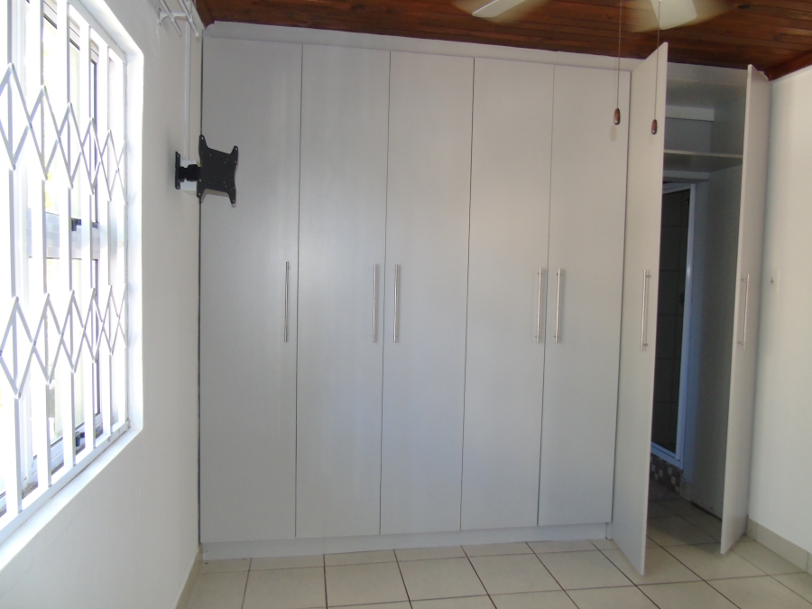 To Let 1 Bedroom Property for Rent in Abbotsford Eastern Cape
